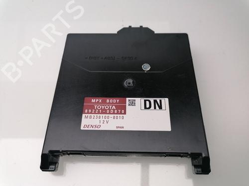 Used Electronic module TOYOTA YARIS (_P13_) 1.0 (KSP130_, KSP130) (69 hp) 23937744