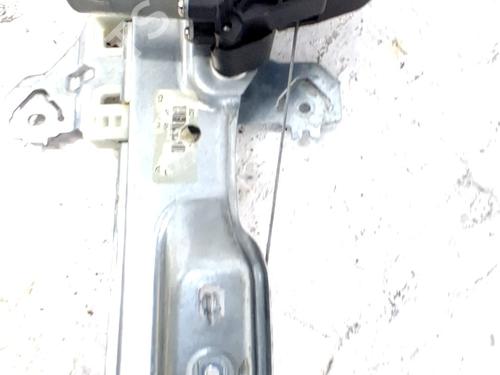 right-rear-window-motor-renault-kadjar-ha_-hl_-2015-34647416 main image