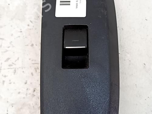 Used Right front window switch Right front window switch TOYOTA YARIS (_P21_, _PA1_, _PH1_) 1.6 GR 4WD (GXPA16) (261 hp) 35721796 35721796