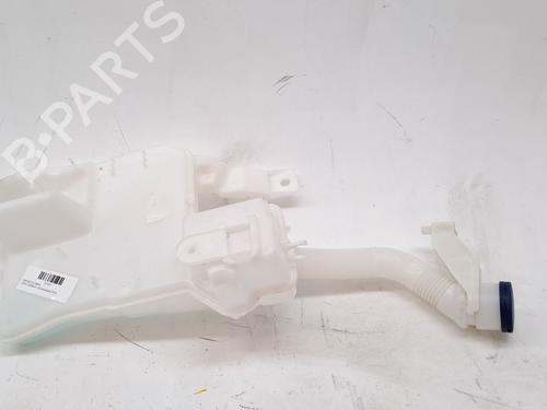 Used Windscreen washer tank OPEL CORSA F (P2JO) 1.2 MHEV (101 hp) 29326059
