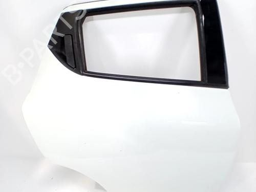 Puerta trasera derecha Puerta trasera derecha NISSAN JUKE (F15) 1.5 dCi (110 hp) 33760537 33760537