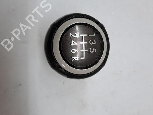 Used Shift knob SUBARU XV (_GP_) 2.0 D AWD (GPD) (147 hp) 27714947