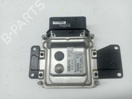 Used Engine control unit (ECU) KIA CEE'D SW (ED) 1.4 (105 hp) 24108884