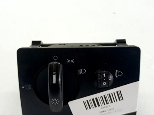 headlight-switch-ford-fiesta-v-jh_-jd_-2001-2002-2003-2004-2005-2006-2007-2008-2009-2010-2011-2012-2013-2014-32336255 main image