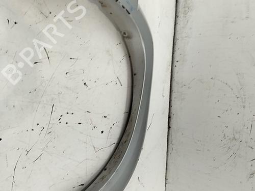 Used Rear right wheel arch trim Rear right wheel arch trim 37635342 37635342