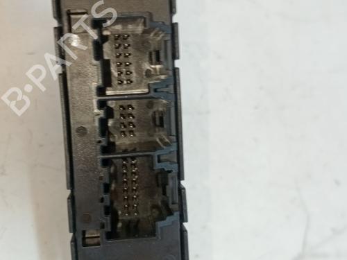 Module électronique TESLA MODEL S (5YJS) P85 | BP25999200M83 