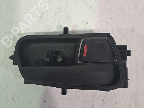Used Front right interior door handle TOYOTA YARIS (_P21_, _PA1_, _PH1_) 1.5 Hybrid (MXPH10, MXPH11) (116 hp) 24515687