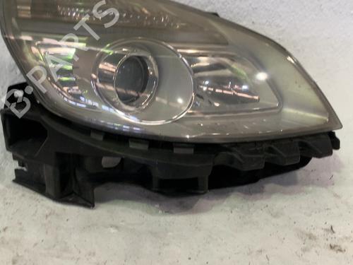 Højre forlygte Højre forlygte RENAULT SCÉNIC II (JM0/1_) 1.5 dCi (JM1E, JM16) (106 hp) 33768474 33768474