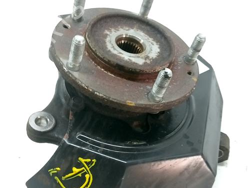 Fusée avant droite KIA SORENTO I (JC) 2.5 CRDi (170 hp) 32105168