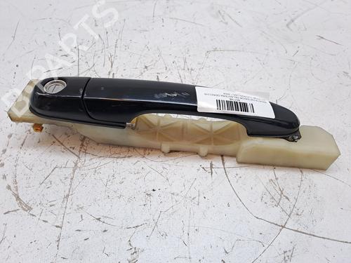 Used Front right exterior door handle HYUNDAI TUCSON (JM) 2.0 (141 hp) 23944908