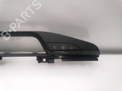 Warning switch NISSAN MICRA V (K14) 0.9 IG-T | BP23941635I22