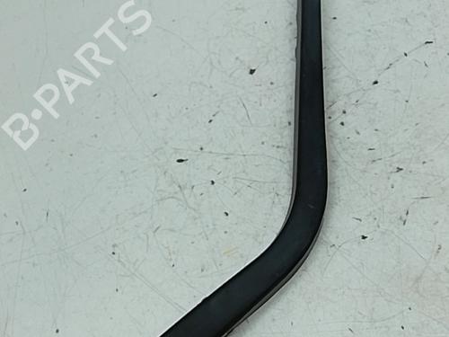 Used Rear windshield wiper arm Rear windshield wiper arm FIAT DOBLO Box Body/MPV (223_) 1.9 D (223ZXB1A) (63 hp) 36015486 36015486