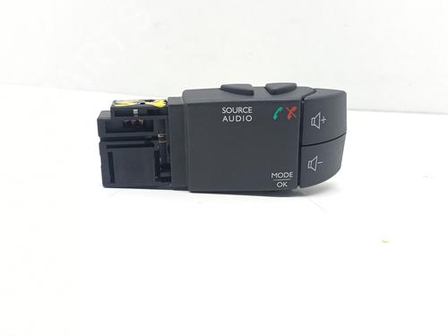 Used Switch RENAULT CLIO IV (BH_) 0.9 TCe 90 (BHNF, BHMA, BHMH, BHJK, BHJR) (90 hp) 26731503