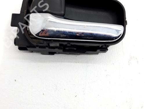 front-left-interior-door-handle-nissan-x-trail-i-t30-2001-2002-2003-2004-2005-2006-2007-2008-2009-2010-2011-2012-2013-32256848 main image