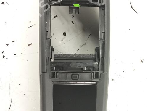 Used Middle console Middle console 37591964 37591964