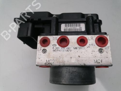 Used ABS pump FIAT QUBO (225_) 1.3 D Multijet (225CXB1A, 225AXB1A, 225CXB11, 225AXB11,... (75 hp) 25783656