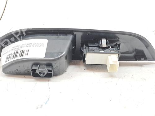 Left rear window switch PEUGEOT 2008 II (UD_, US_, UY_, UJ_, UR_, UC_) 1.2 PureTech 100 (USHNK) | BP29301657I29 