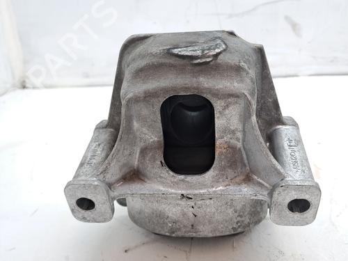 Engine mount AUDI Q5 (8RB) 2.0 TDI quattro | BP25998667M89 