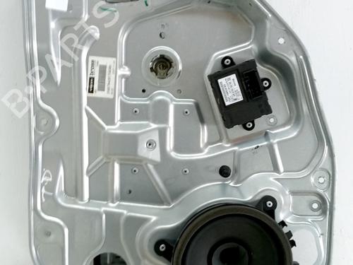 Rudehejsemekanisme Højre bagtil VOLVO XC70 II (136) D5 AWD (185 hp) 31801768