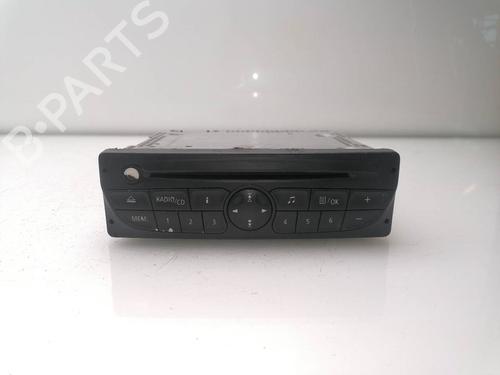 Used Radio RENAULT TRAFIC II Van (FL) 2.0 dCi 90 (FL0H, FL00, FL01, FL0M, FL0P, FL0S) (90 hp) 23421193