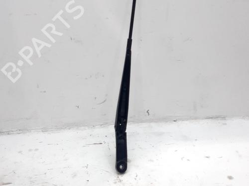 front-windshield-wiper-arm-vw-golf-vii-variant-ba5-bv5-2013-2014-2015-2016-2017-2018-2019-2020-2021-2022-36666610 main image