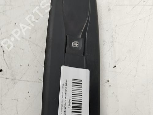 hjre-fortil-elrude-kontakt-renault-megane-iii-hatchback-bz01_-b3_-2008-38748272 main image
