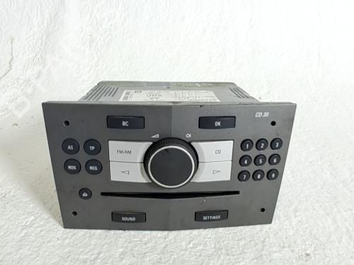 Autoradio für OPEL ZAFIRA / ZAFIRA FAMILY B (A05) 1.9 CDTI (M75) (120 hp) 30921176
