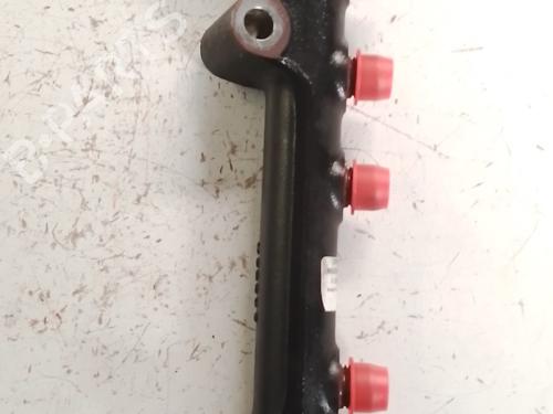Used Injection rail Injection rail 39499011 39499011