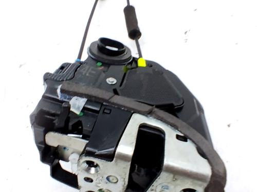 rear-right-lock-toyota-corolla-estate-_e21_-2019-33763496 main image