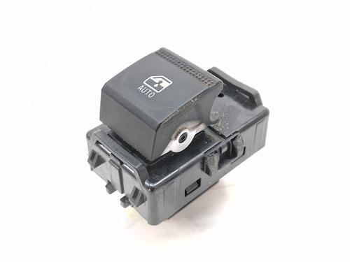 Used Right rear window switch RENAULT CLIO V (B7_) 1.0 TCe 90 (B7MT) (91 hp) 28163979