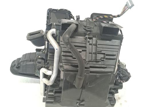 Annen RENAULT MEGANE III Hatchback (BZ0/1_, B3_) 1.2 TCe (BZ2B, BZ11) | BP27858552O1