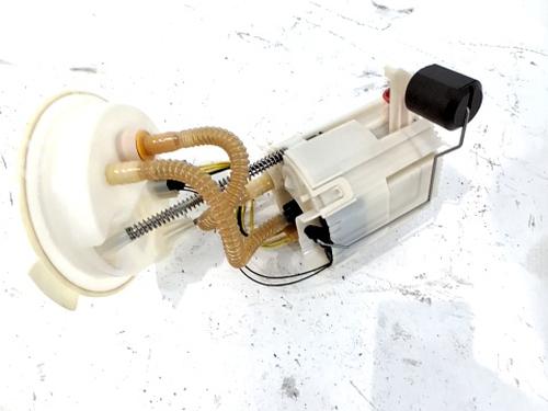 Used Fuel pump BMW 3 (F30, F80) 318 d (150 hp) 30622585