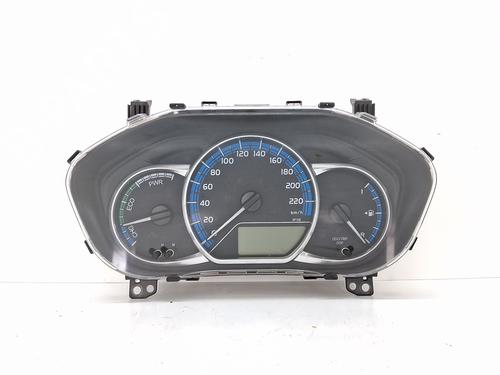 Used Instrument cluster TOYOTA YARIS (_P13_) 1.5 Hybrid (NHP130_, NHP130) (101 hp) 28958516