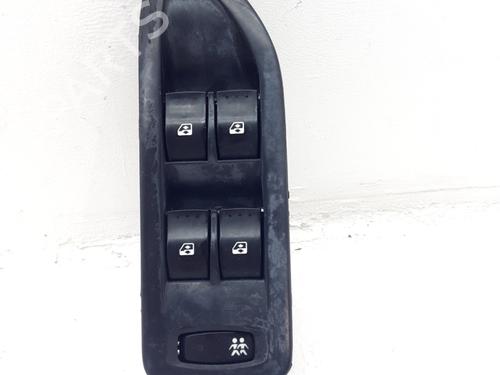 Used Left front window switch Left front window switch RENAULT LAGUNA II (BG0/1_) 2.0 16V IDE (BG0N) (140 hp) 32743423 32743423
