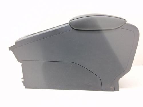 Used Armrest / Center console VOLVO XC60 I SUV (156) D3 (150 hp) 29180026
