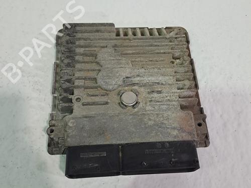 Used Engine control unit (ECU) VW PASSAT B7 (362) 1.8 TSI (160 hp) 31061670