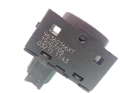 Right rear window switch PEUGEOT 407 (6D_) 2.0 HDi 135 (6DRHRH, 6DRHRE, 6DRHRG, 6DRHRJ) | BP23404331I28