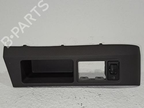 Used Headlight switch NISSAN MICRA III (K12) 1.4 16V (88 hp) 23944190