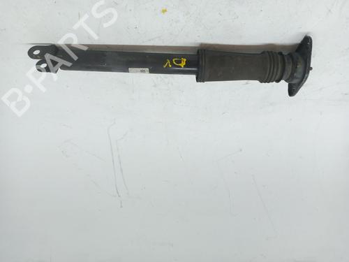 Used Right rear shock absorber KIA SPORTAGE IV (QL, QLE) 1.7 CRDi (116 hp) 24444884