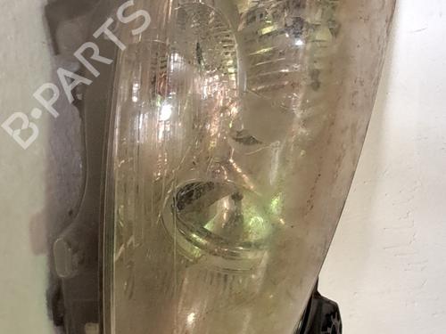 Used Right headlight Right headlight PEUGEOT 5008 (0U_, 0E_) 1.6 HDi (112 hp) 33764730 33764730