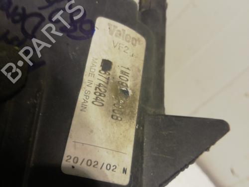 Right front fog light SEAT LEON (1M1) 1.6 16 V | BP25460591C31