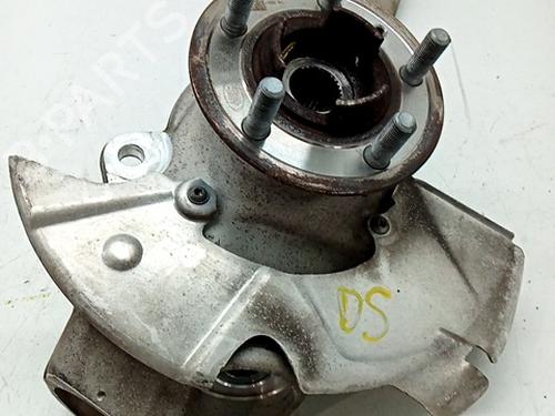 Used Right front steering knuckle LAND ROVER RANGE ROVER SPORT II (L494) 3.0 SDV6 4x4 (249 hp) 29179564