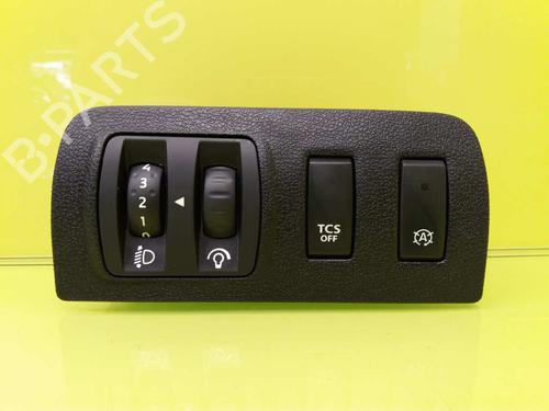 Used Switch RENAULT MEGANE III Hatchback (BZ0/1_, B3_) 1.5 dCi (BZ09, BZ0D, BZ1W, BZ29, BZ14) (110 hp) 23650314