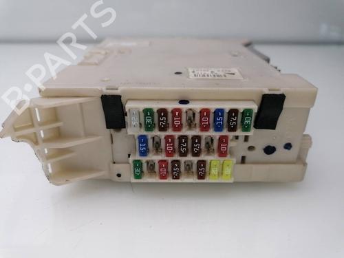 Fuse box LEXUS IS II (_E2_) 200d (ALE20_, ALE20R) | BP23651961E1 
