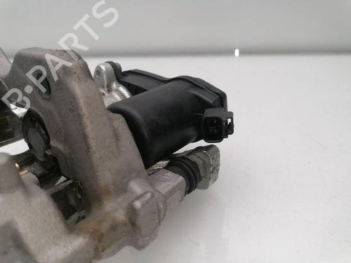 Used Right rear brake caliper TOYOTA YARIS (_P21_, _PA1_, _PH1_) 1.5 Hybrid (MXPH10, MXPH11) (116 hp) 23384648