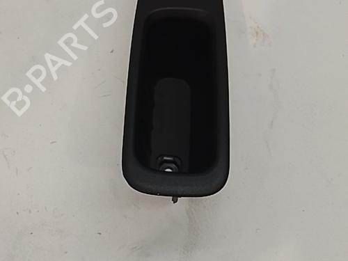 Højre bagtil elrude kontakt Højre bagtil elrude kontakt HYUNDAI i10 III (AC3, AI3) 1.0 MPi (67 hp) 37289504 37289504