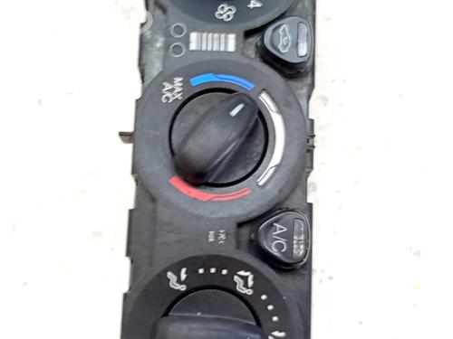 BP32257462I5 main image