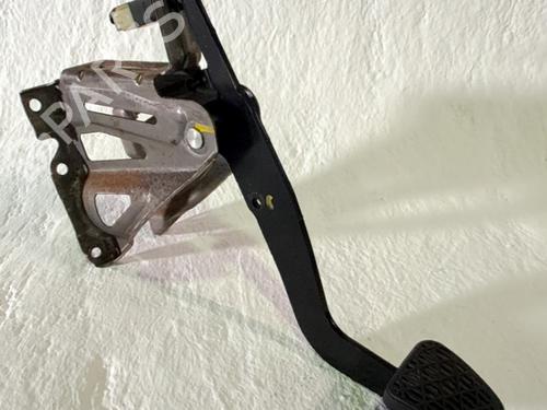 Used Break pedal Break pedal MERCEDES-BENZ SPRINTER 3-t Van (B906) 211 CDI (906.611, 906.613) (109 hp) 33764915 33764915