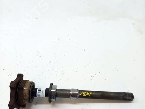 Transmisión central NISSAN X-TRAIL I (T30) 2.2 dCi (136 hp) 31124757