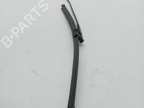 Used Front windshield wiper arm AUDI A3 (8P1) 2.0 TDI (136 hp) 23352509